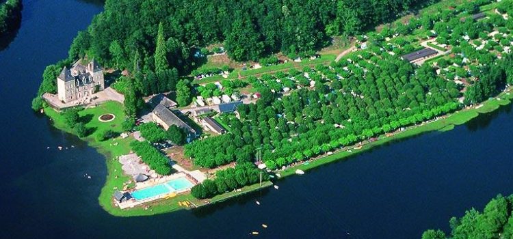 Venez découvrir la Vallée de la Dordogne en réservant votre séjour au camping le Gibanel !